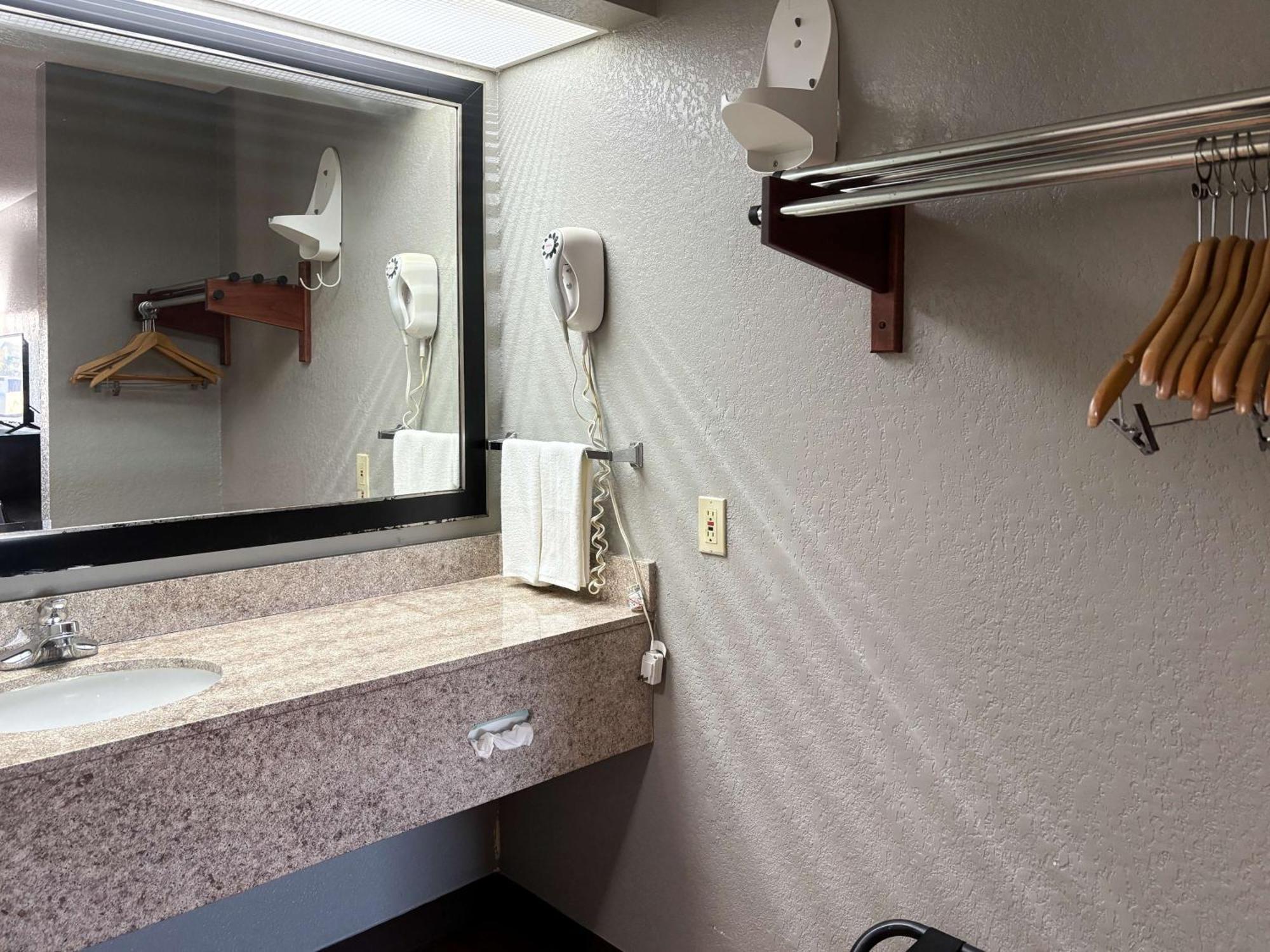 Motel 6 Prattville Al Buitenkant foto